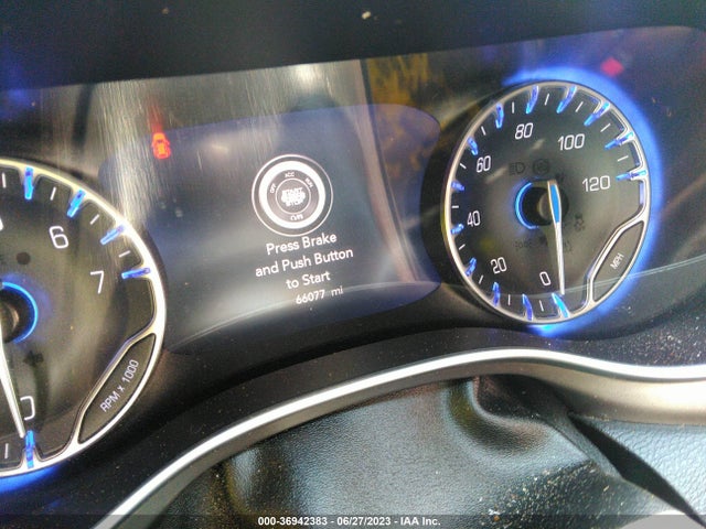 Chrysler Pacifica Limited 2018 2C4RC1GG7JR314890 Image 7