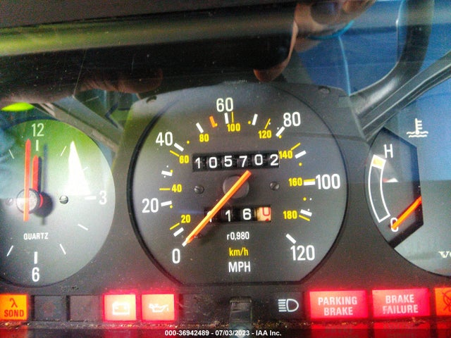 1984 VOLVO 244 DL/GL VIN: YV1AX8848E1064577