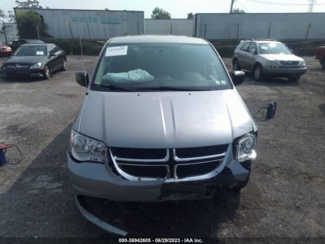 2C4RDGBGXHR630317 Dodge Grand Caravan Se