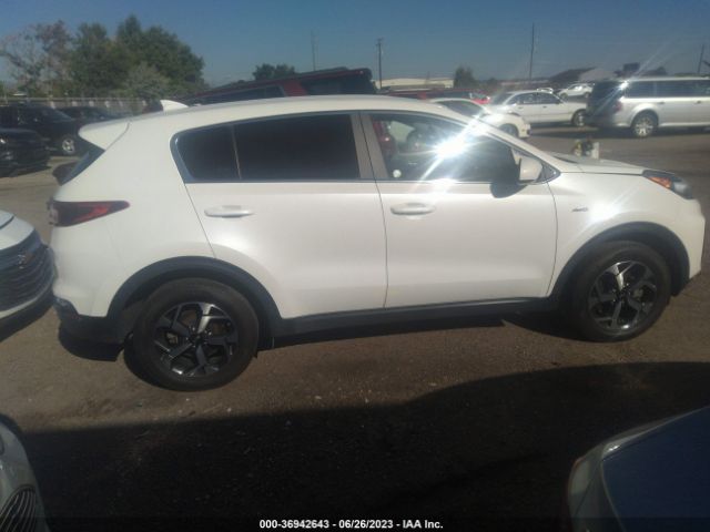 KNDPMCAC2M7933960 KIA Sportage Lx