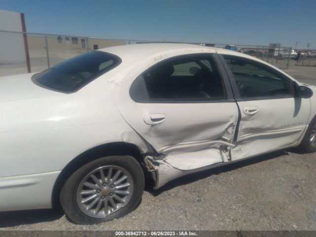 2000 CHRYSLER CONCORDE 2C3HD36J1YH230389 Photo 5