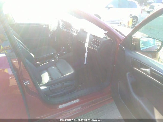 3VWL07AJ0GM214391 Volkswagen Jetta Sedan 1.8t Sel