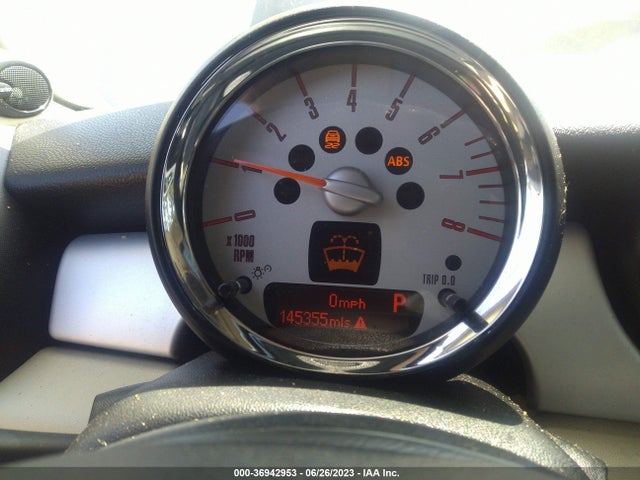 2011 MINI COOPER HARDTOP WMWSU3C59BT092813 Photo 6