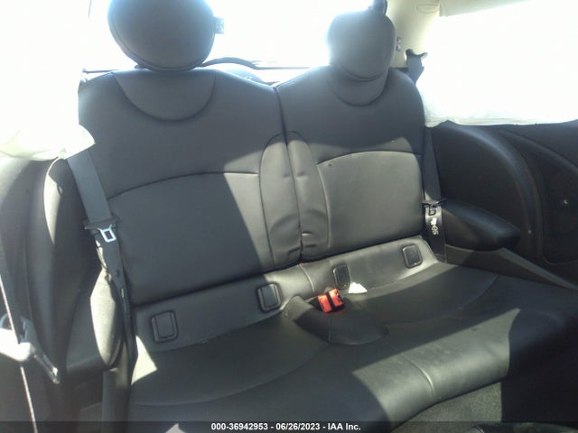 2011 MINI COOPER HARDTOP WMWSU3C59BT092813 Photo 7