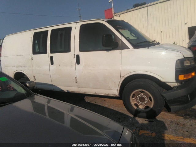 Chevrolet EXPRESS CARGO VAN 2020 1GCWGAFG8L1122782 Image 13