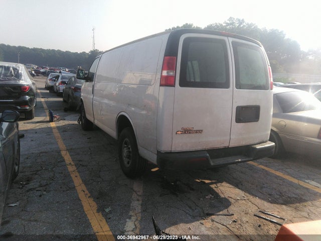 Chevrolet EXPRESS CARGO VAN 2020 1GCWGAFG8L1122782 Image 3