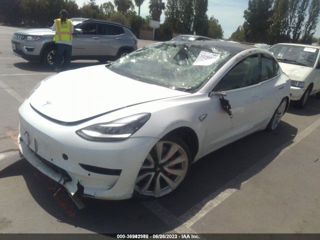 5YJ3E1EB1KF513938 Tesla Model 3 Performance/long Range