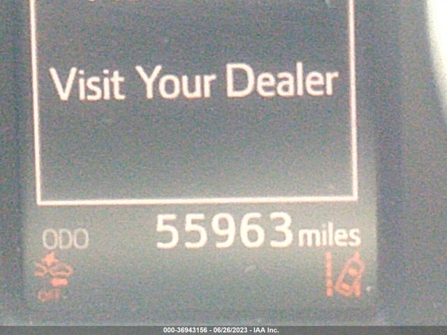 Toyota Rav4 Xle 2018 JTMRFREV1JD240215 Image 8