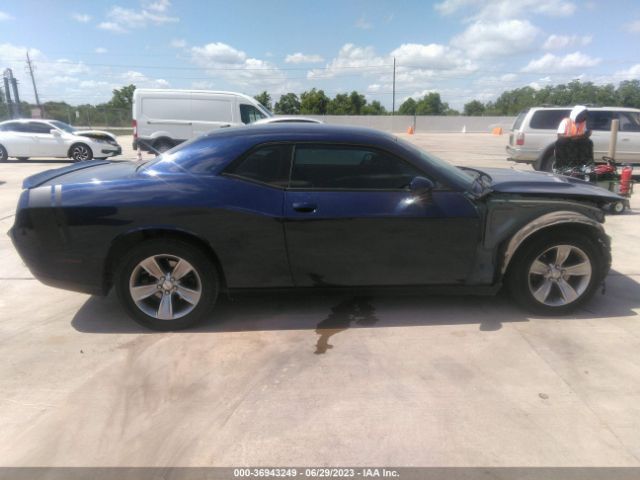 2C3CDZAG1FH740120 Dodge Challenger Sxt