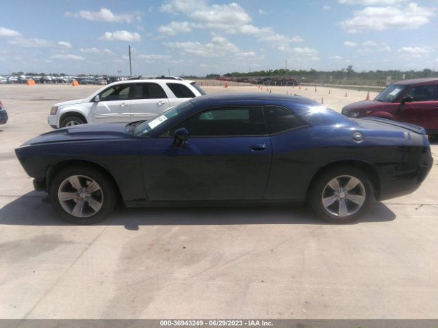 2C3CDZAG1FH740120 Dodge Challenger Sxt