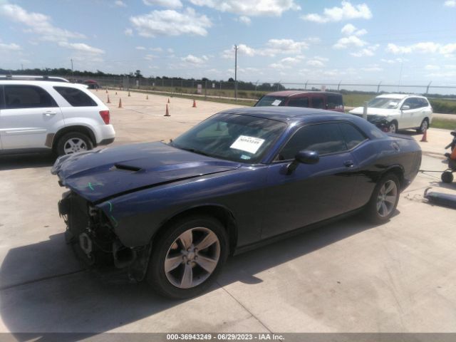 2C3CDZAG1FH740120 Dodge Challenger Sxt