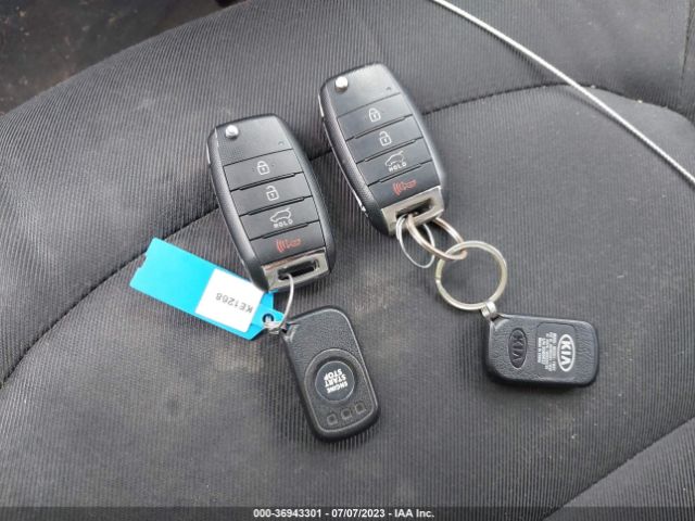 KNDJP3A50F7815245 KIA SOUL +