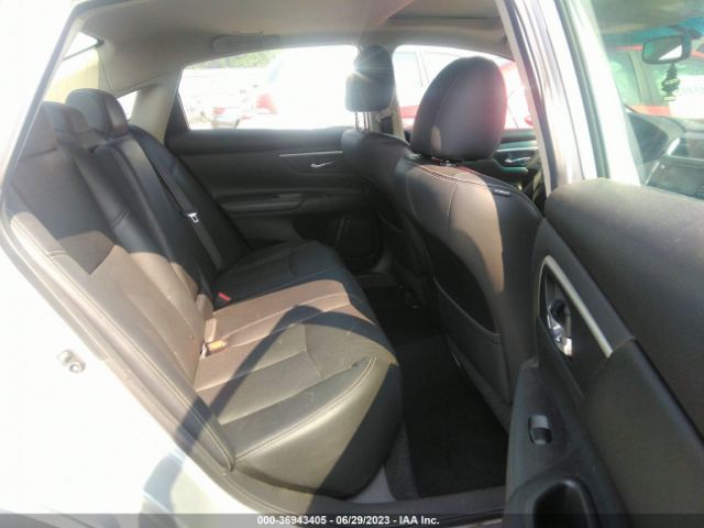 1N4BL3AP2HC260137 Nissan Altima 3.5 Sl