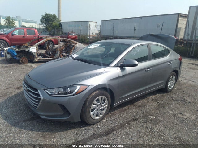 Hyundai ELANTRA SE 2018 KMHD74LF3JU572593 Image 2