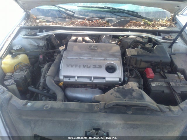 2005 LEXUS ES 330 VIN: JTHBA30G955127147