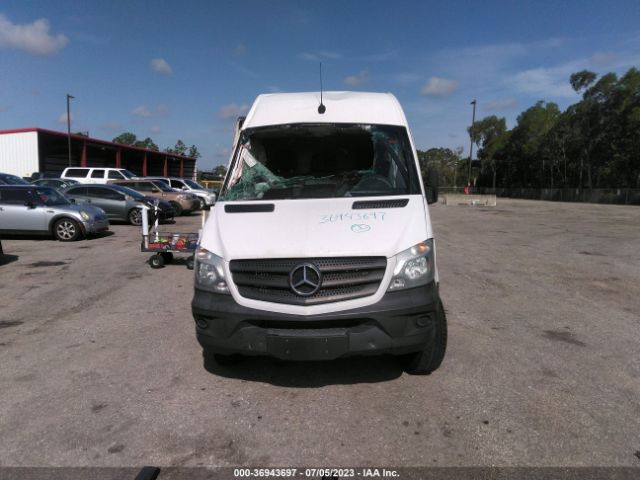 WD3PE7CD0HP569905 Mercedes-Benz SPRINTER CARGO VAN