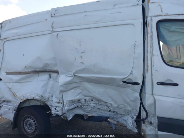 WD3PE7CD0HP569905 Mercedes-Benz SPRINTER CARGO VAN