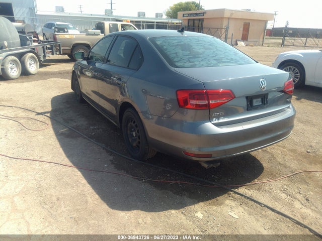 3VWLA7AJ3FM425046 Volkswagen Jetta Sedan 2.0l Tdi S
