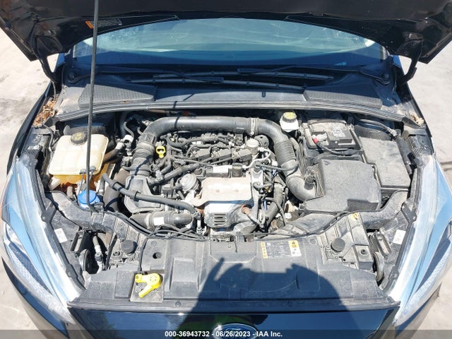 2018 FORD FOCUS SE VIN: 1FADP3FE0JL229737