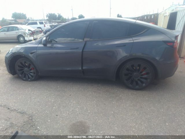 7SAYGDEF9NF543216 Tesla Model Y Performance