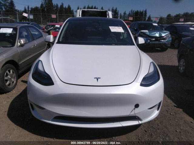 7SAYGAEE6PF738327 Tesla Model Y Long Range