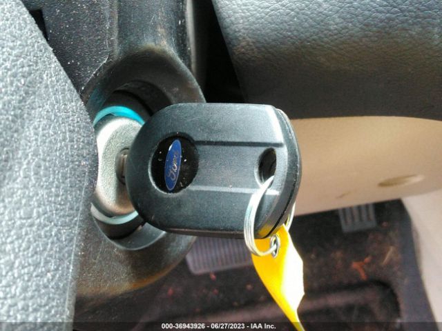 1FADP3K23GL236301 Ford FOCUS SE