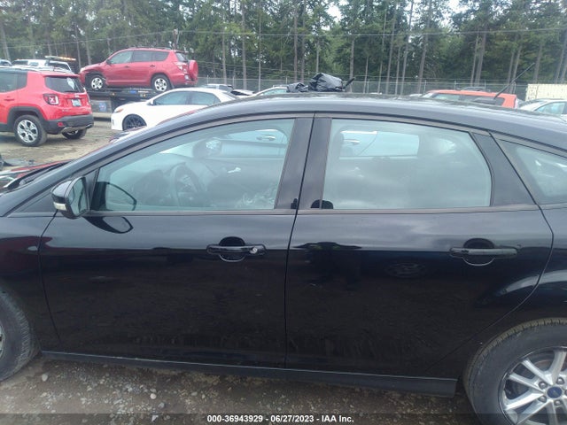 Ford FOCUS SE 2017 1FADP3K26HL263879 Image 14