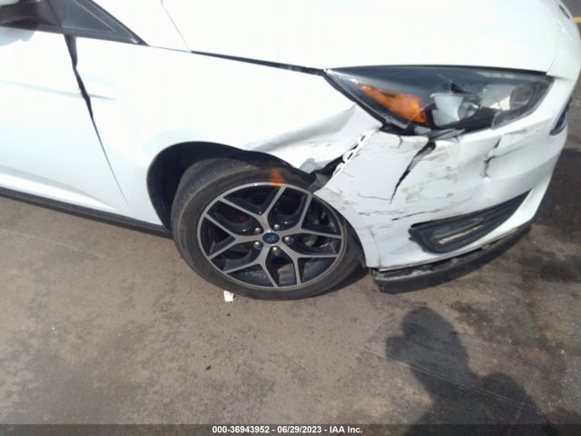 2018 FORD FOCUS SEL VIN: 1FADP3H25JL266110