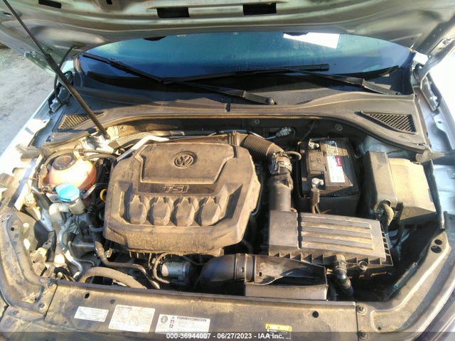 1VWAA7A39JC034163 Volkswagen Passat 2.0t S/r-line