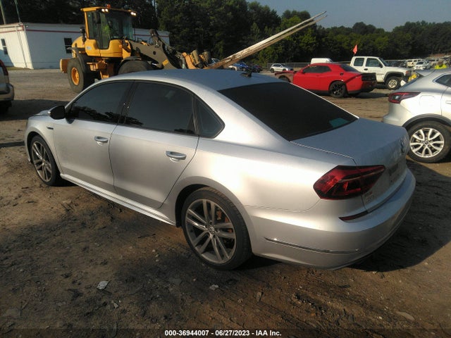 1VWAA7A39JC034163 Volkswagen Passat 2.0t S/r-line