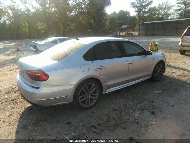 1VWAA7A39JC034163 Volkswagen Passat 2.0t S/r-line