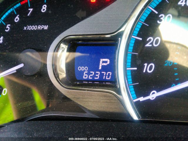 5TDYK3DCXES427063 Toyota SIENNA XLE