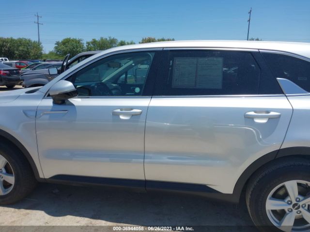 5XYRG4LC6NG104462 KIA SORENTO LX
