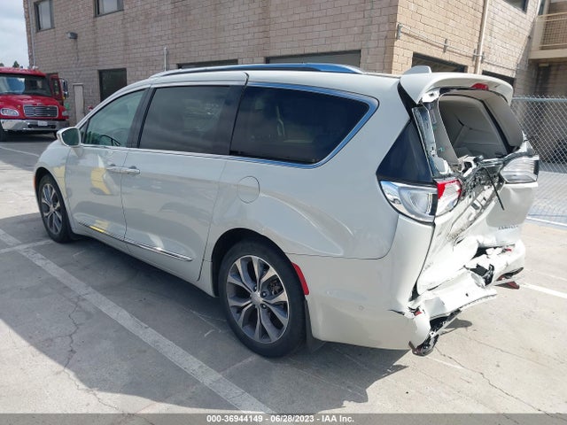 Chrysler Pacifica Limited 2017 2C4RC1GG0HR591357 Image 3