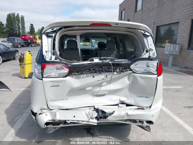 Chrysler Pacifica Limited 2017 2C4RC1GG0HR591357 Image 6