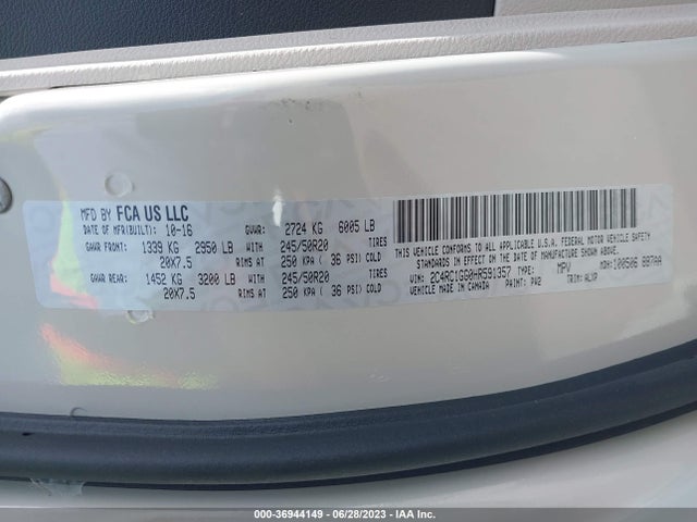 Chrysler Pacifica Limited 2017 2C4RC1GG0HR591357 Image 9