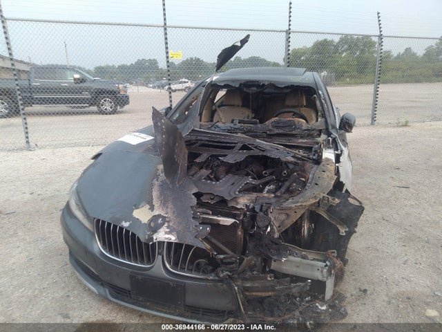WBA7F2C5XGG416782 BMW 7 Series 750i Xdrive