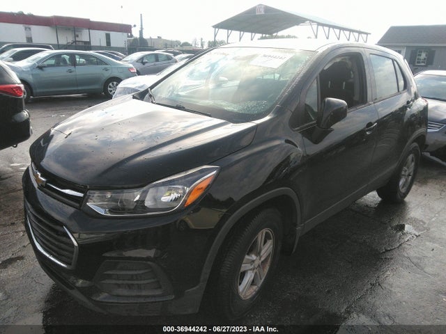 Chevrolet TRAX LS 2017 3GNCJNSB4HL269694 Image 2