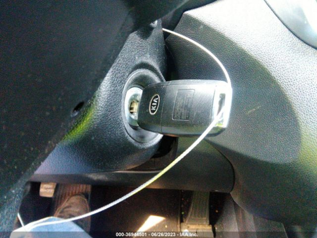 5XYPGDA57LG613971 KIA Sorento Lx V6