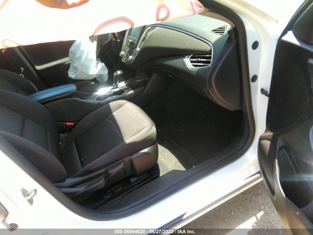 Chevrolet MALIBU LT 2017 1G1ZE5ST7HF255419 Image 5