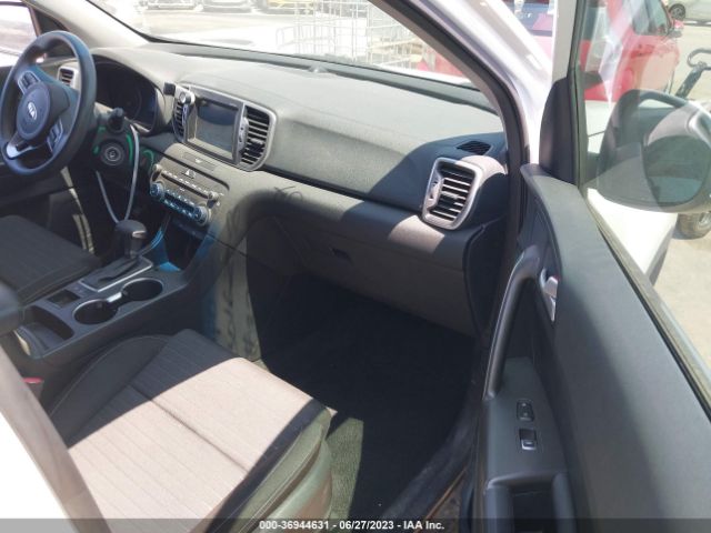 KNDPM3AC4H7052697 KIA Sportage Lx