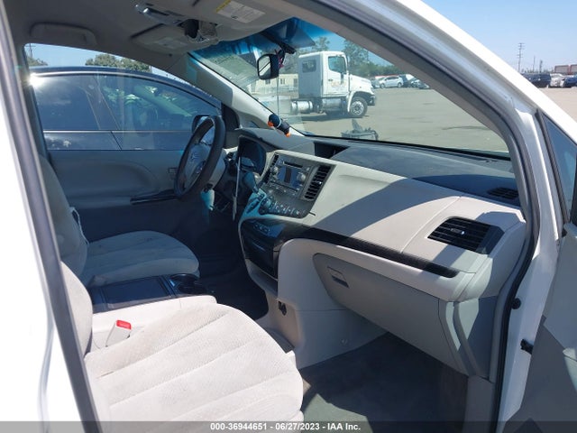 Toyota SIENNA LE 2014 5TDKK3DC0ES501158 Image 12