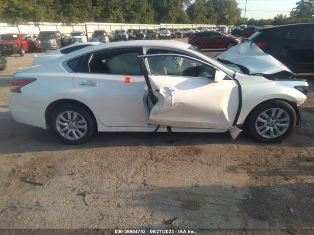Nissan Altima 2.5 S 2015 1N4AL3AP6FC197455 Image 13
