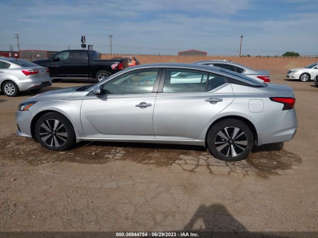 1N4BL4DW4NN386802 Nissan Altima 2.5 Sv