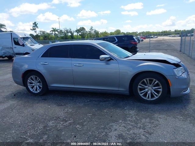 Chrysler 300 300c 2017 2C3CCAEG8HH566466 Image 13
