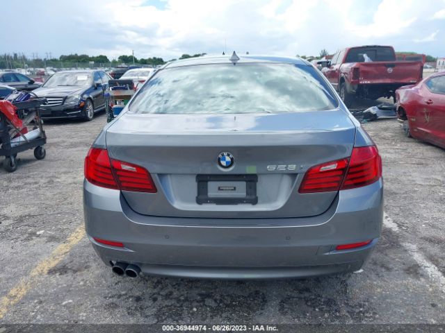 WBA5A5C55FD514898 BMW 5 Series 528i