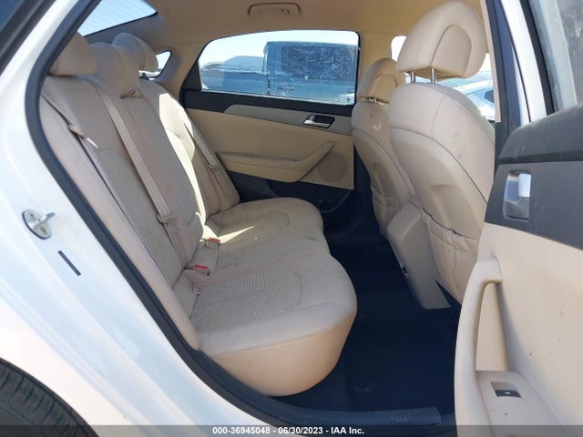 2015 HYUNDAI SONATA 2.4L SE VIN: 5NPE24AF3FH100471