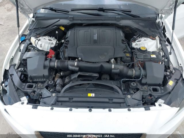 SAJAJ4BV1HCP10604 Jaguar Xe 35t Premium