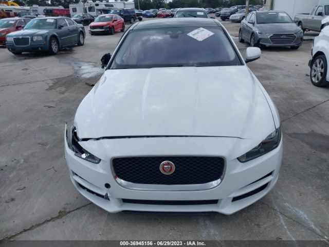 SAJAJ4BV1HCP10604 Jaguar Xe 35t Premium