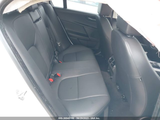 SAJAJ4BV1HCP10604 Jaguar Xe 35t Premium